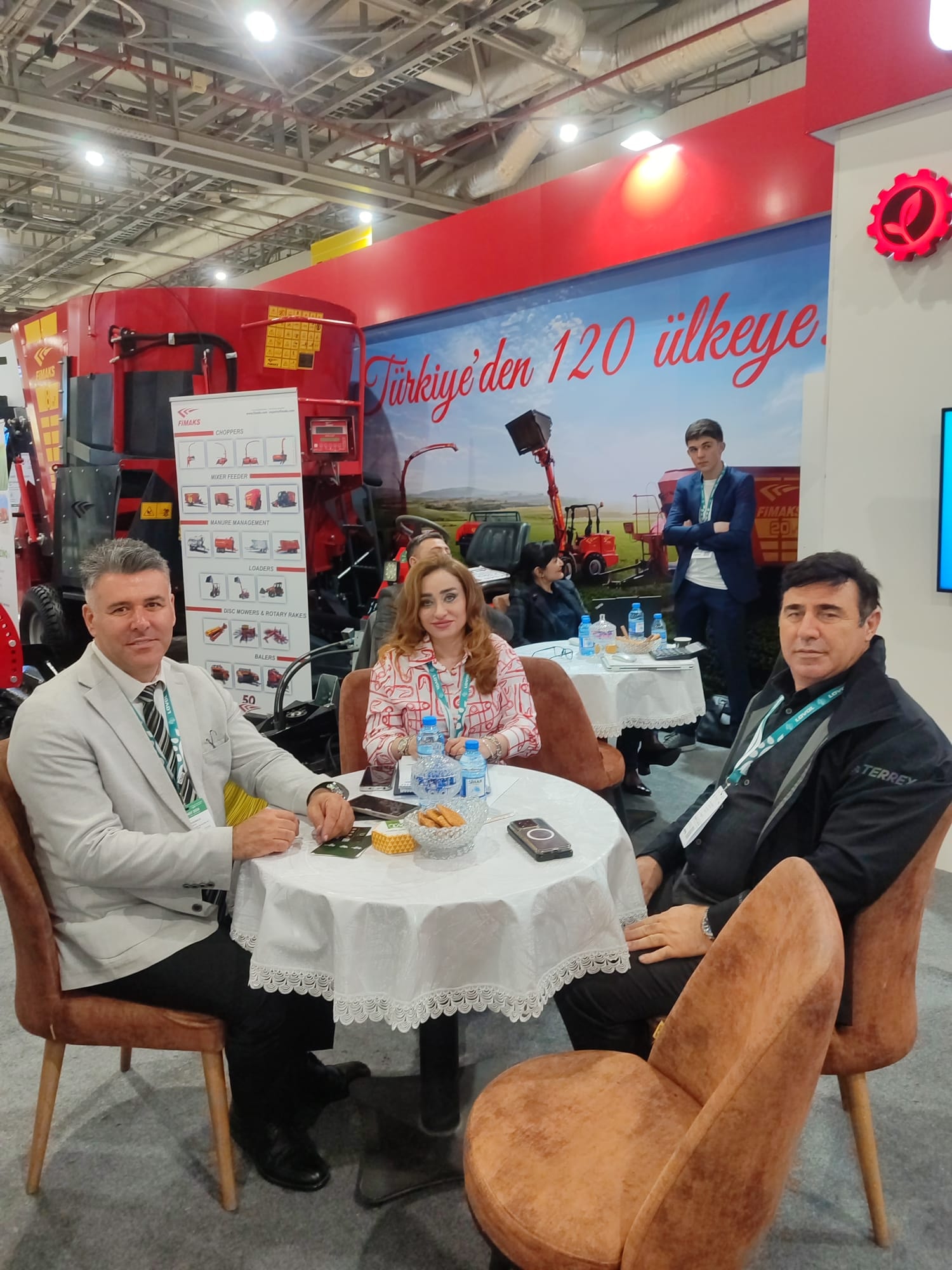 Business meetings at the exhibition stand.
